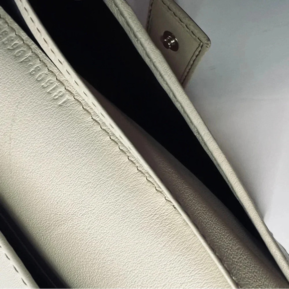 Authentic Gucci GG Long Wallet Beige White Gold Canvas Leather Monogram GUCCI - Picture 17 of 17